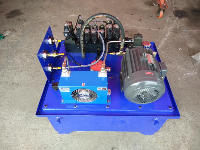 硫(liu)化機液(ye)壓系統(tong)