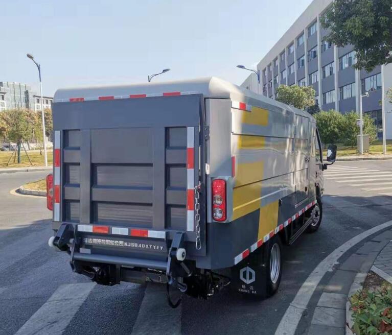 汽車(che)尾闆維修方(fāng)法