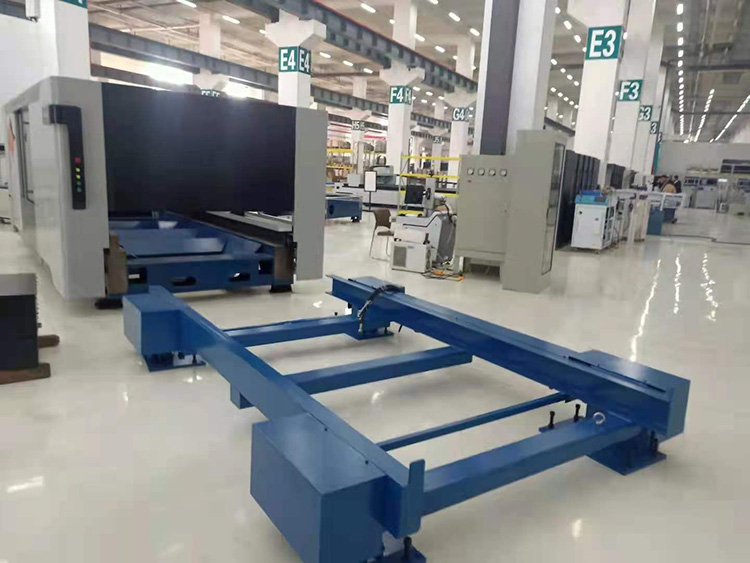 激光(guang)交換平台