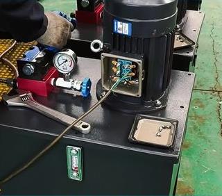 國立液壓，重(zhong)注安全生産(chǎn)意識，用心生(shēng)産